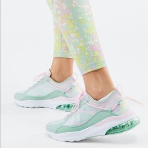 Brand new workout cross training shoe